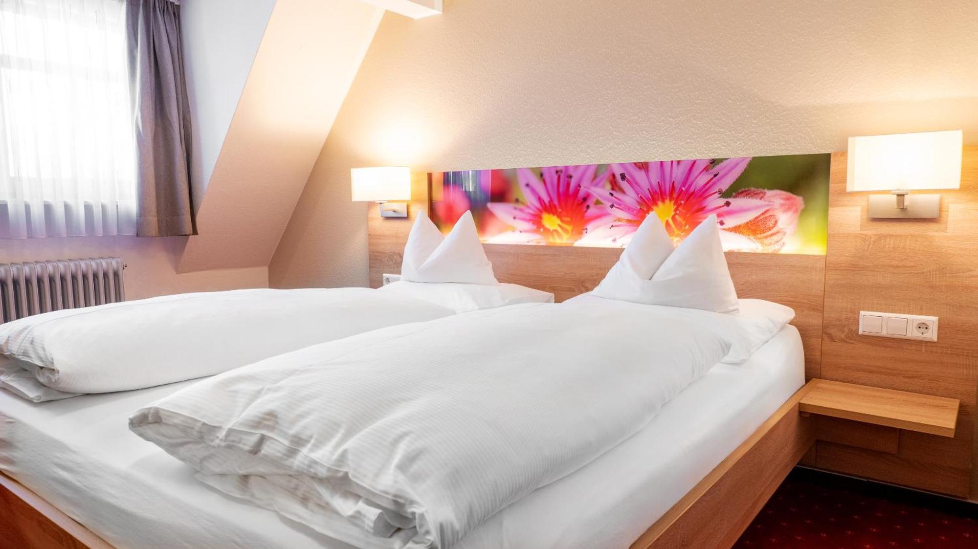 Hotel & Restaurant Post Laichingen Zewnętrze zdjęcie