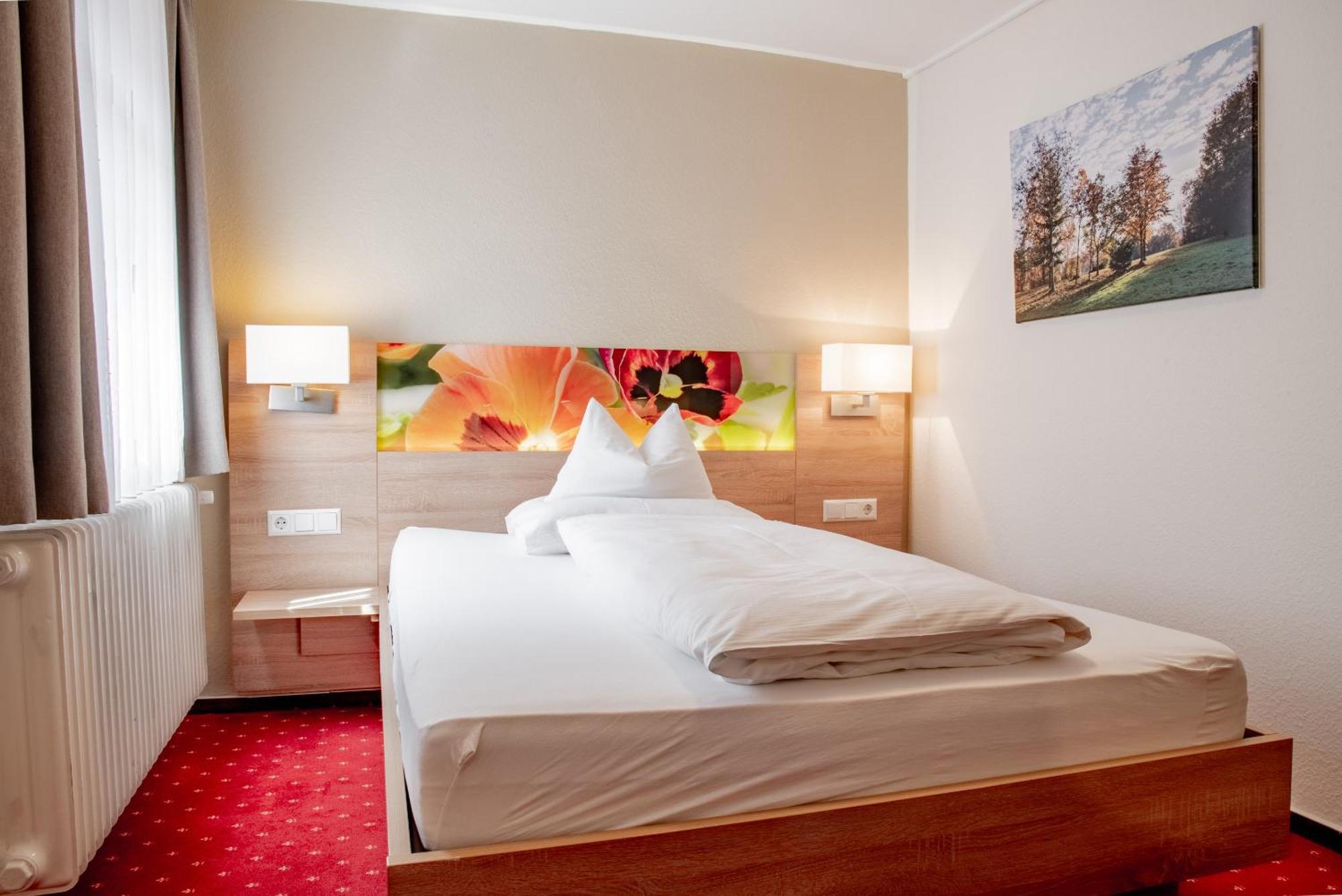 Hotel & Restaurant Post Laichingen Zewnętrze zdjęcie