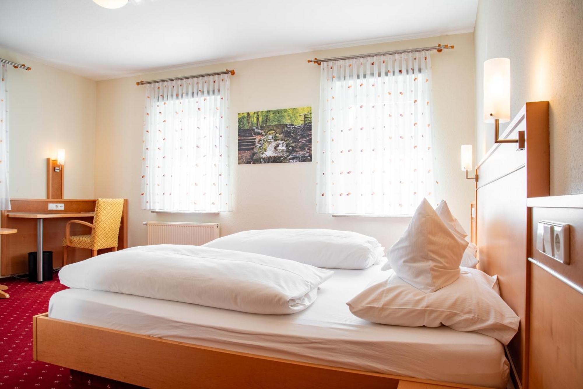 Hotel & Restaurant Post Laichingen Zewnętrze zdjęcie